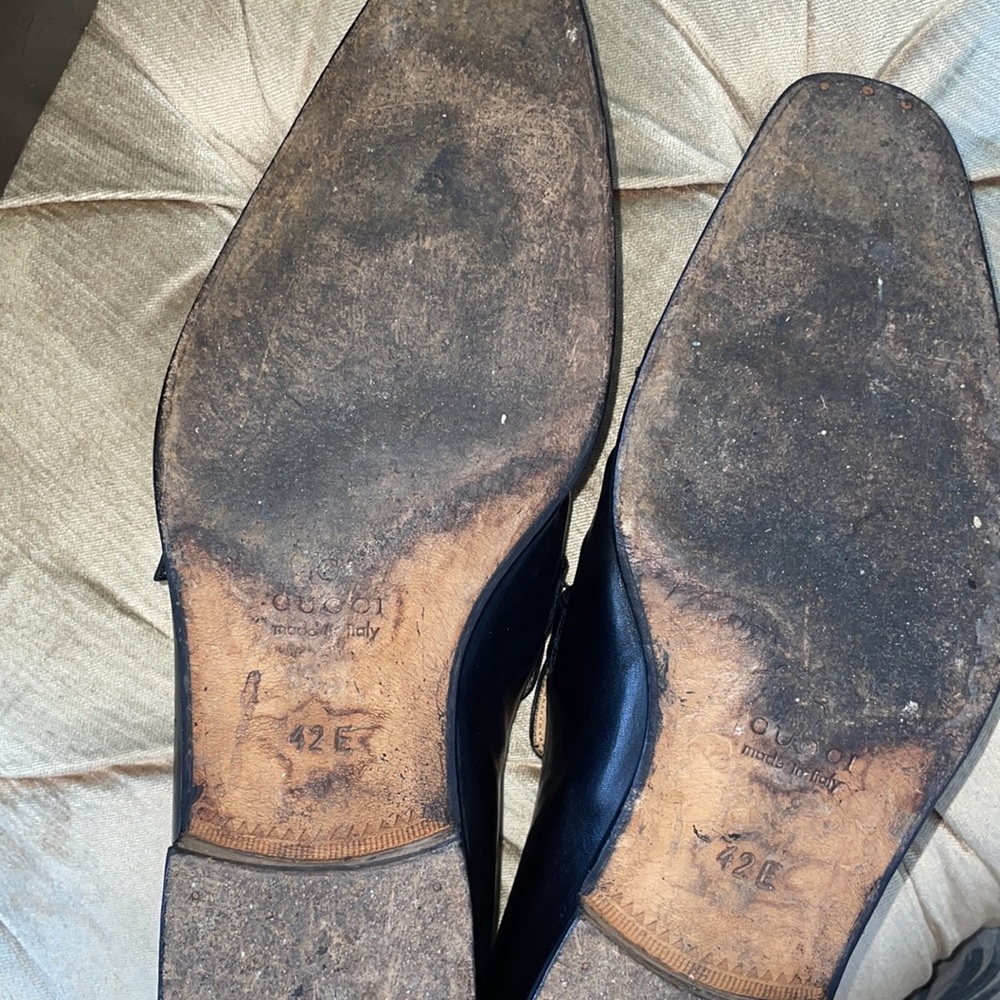 Authentic Gucci shoes - Picture 6 of 16